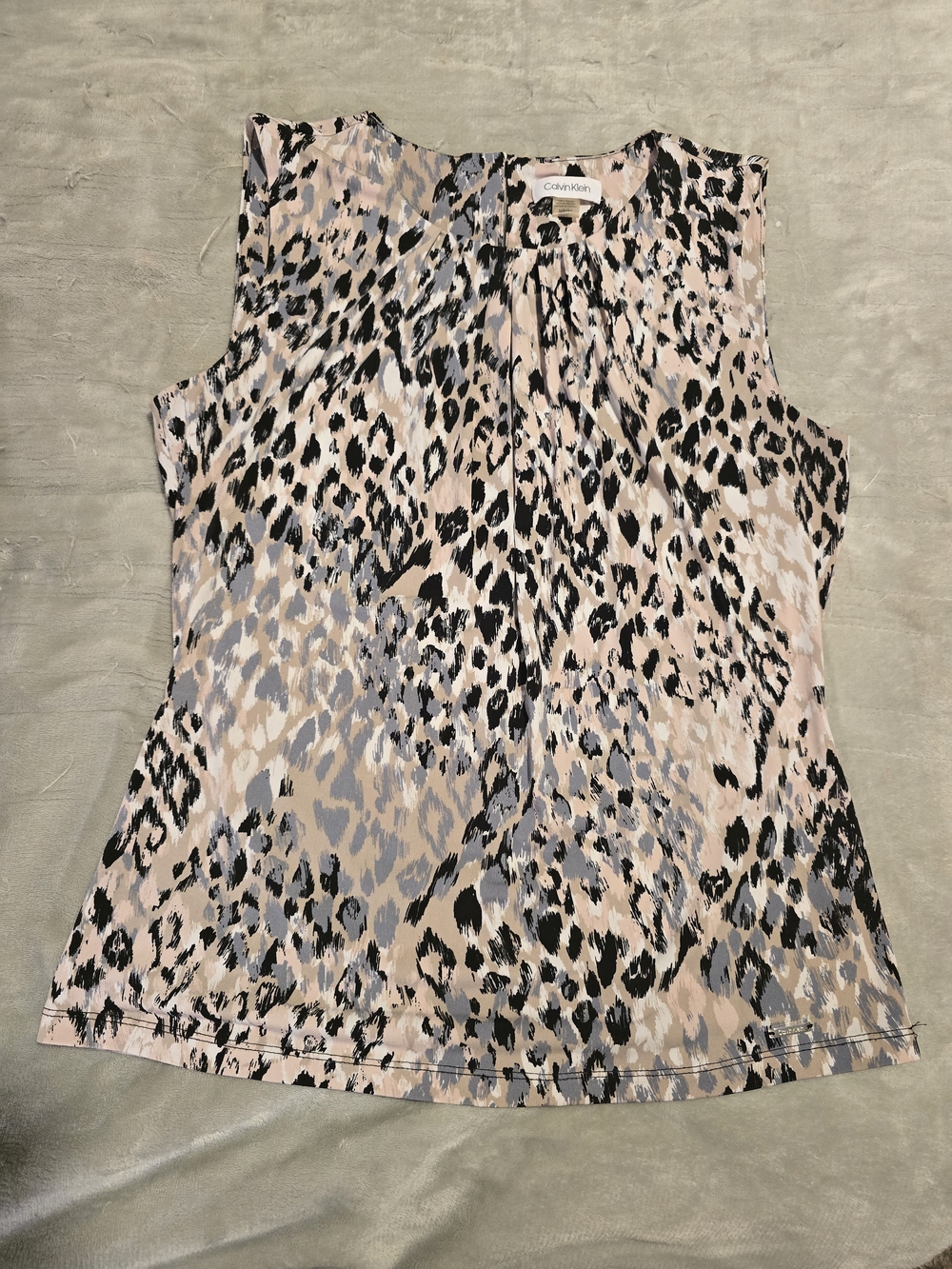 Calvin Klein Leopard Cheetah Print Pleated Neck Blouse Shell - M